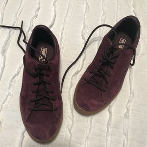 Puma plum sneaker with gum bottoms